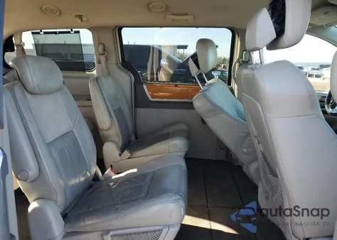 2010 Chrysler Town & Country Limited из США, поврежденный, VIN 2A4RR7DX9AR438935